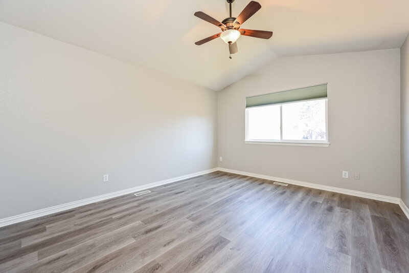 3,765/Mo, 18563 E Bates Dr Aurora, CO 80013 Main Bedroom View