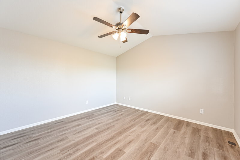 3,385/Mo, 5322 S Ukraine St Aurora, CO 80015 Main Bedroom View
