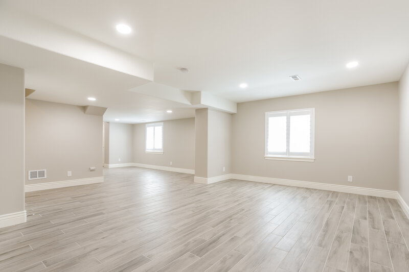 3,480/Mo, 25090 E 3rd Pl Aurora, CO 80018 Basement View