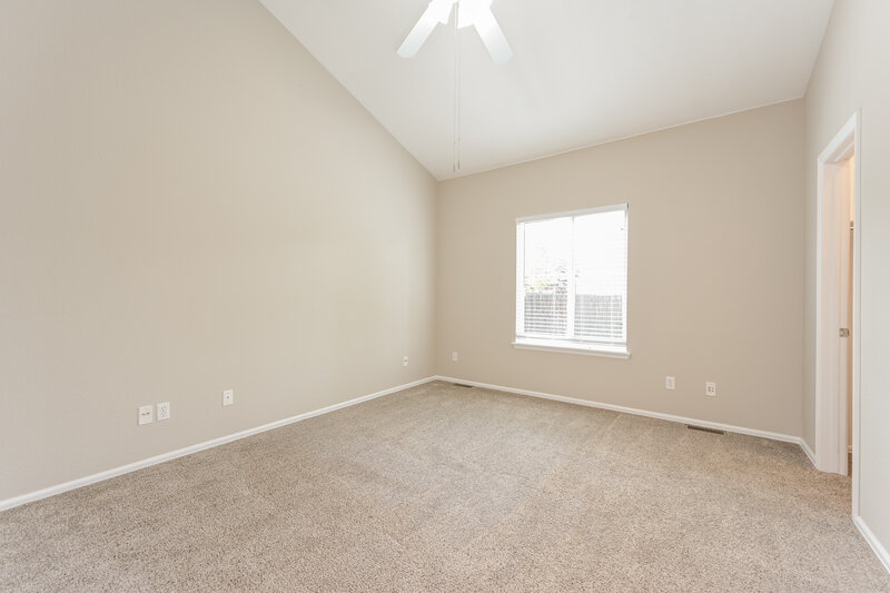 2,750/Mo, 5633 S Zante Cir Aurora, CO 80015 Main Bedroom View