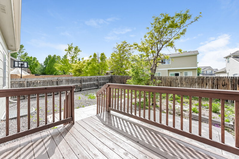 2,750/Mo, 5633 S Zante Cir Aurora, CO 80015 Deck View