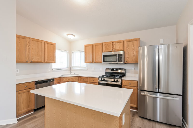 2,965/Mo, 1605 August Ln Brighton, CO 80601 Kitchen View