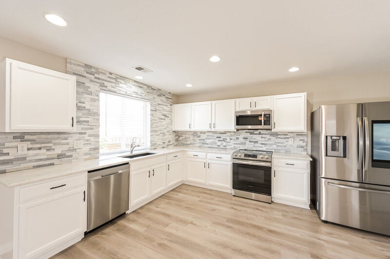2,855/Mo, 2352 Quartz St Castle Rock, CO 80109 Kitchen View