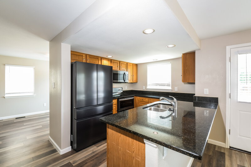 3,345/Mo, 12158 Hudson Ct Thornton, CO 80241 Kitchen View