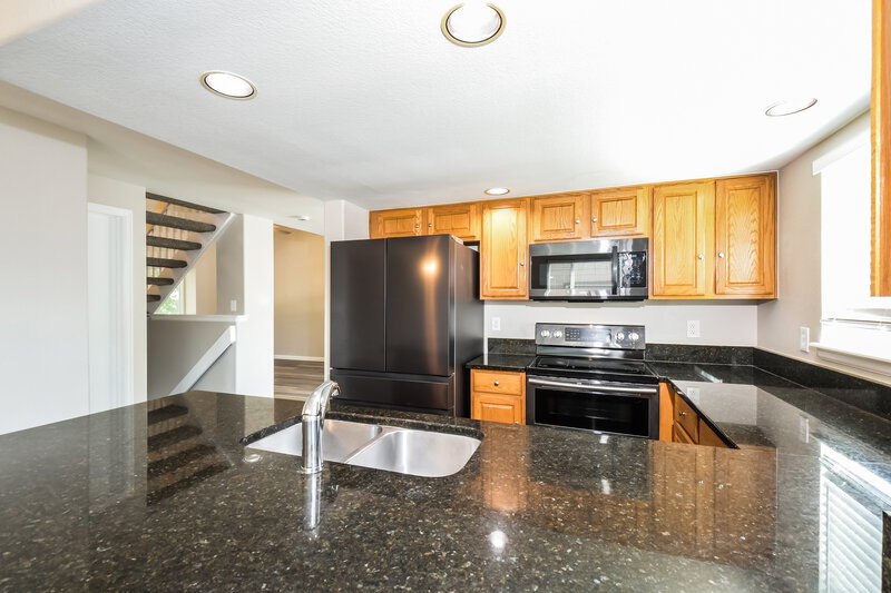 3,345/Mo, 12158 Hudson Ct Thornton, CO 80241 Kitchen View 2