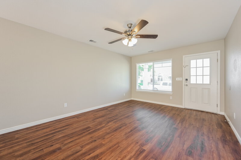 4,090/Mo, 4390 Perth Cir Denver, CO 80249 Misc View