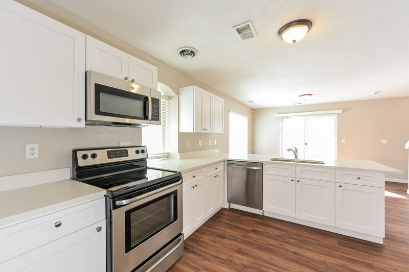 4,090/Mo, 4390 Perth Cir Denver, CO 80249 Misc View 6