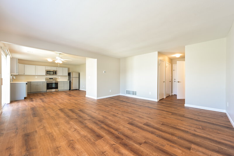 2,990/Mo, 5087 Orleans Ct Denver, CO 80249 Family Room View