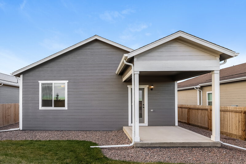 2,370/Mo, 9476 Yampa Ct Commerce City, CO 80022 Rear View 2