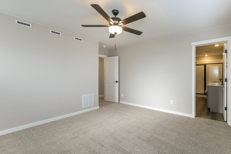 2,895/Mo, 9484 Yampa St Commerce City, CO 80022 Main Bedroom View 2