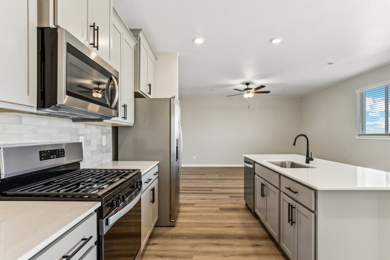 3,128/Mo, 17945 E 94th Ave Commerce City, CO 80022 Misc View 4