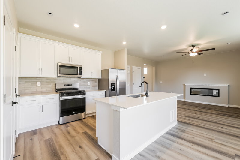 3,070/Mo, 17945 E 94th Ave Commerce City, CO 80022 Misc View 7