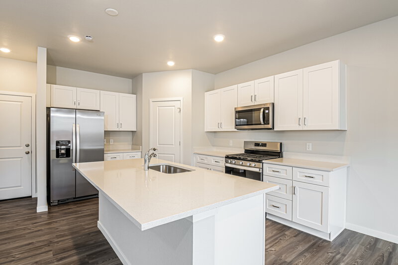 2,685/Mo, 2186 Flower Blossom Ave Brighton, CO 80601 Kitchen View