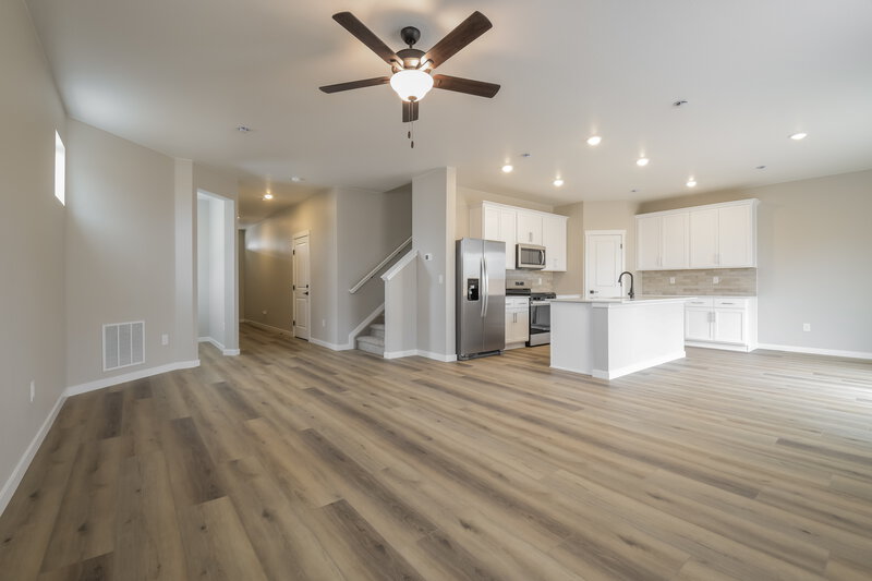 3,280/Mo, 9481 Yampa St Commerce City, CO 80022 Living Room View 2
