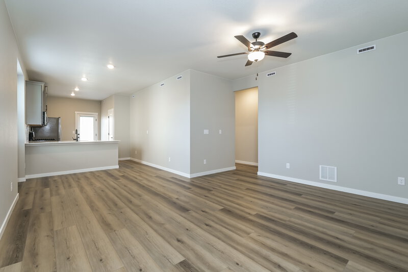 2,420/Mo, 9458 Yampa St Commerce City, CO 80022 Living Room View