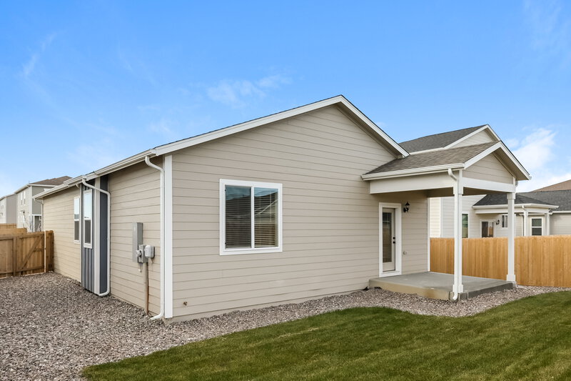 2,420/Mo, 9458 Yampa St Commerce City, CO 80022 Rear View 2