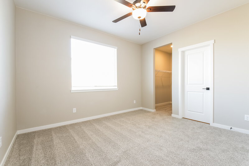 2,330/Mo, 9404 Yampa St Commerce City, CO 80022 Main Bedroom View