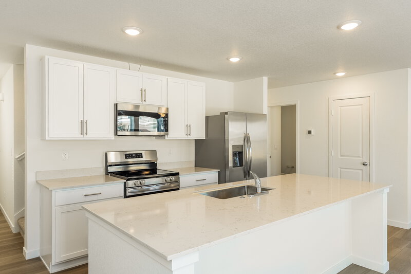 2,285/Mo, 8986 Blue Feather Loop Colorado Springs, CO 80908 Kitchen View 2