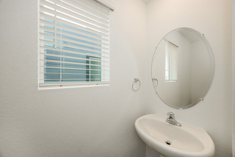 2,285/Mo, 8986 Blue Feather Loop Colorado Springs, CO 80908 Bathroom View 2