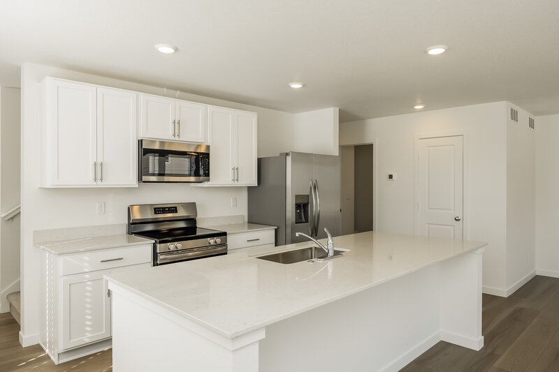 2,265/Mo, 8843 Blue Feather Loop Colorado Springs, CO 80908 Kitchen View 2