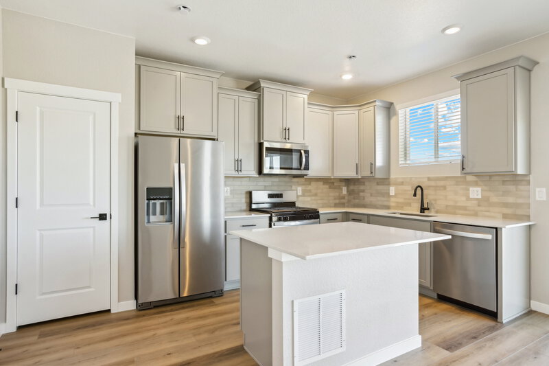 3,020/Mo, 17900 E 94th Ave Commerce City, CO 80022 Misc View 2