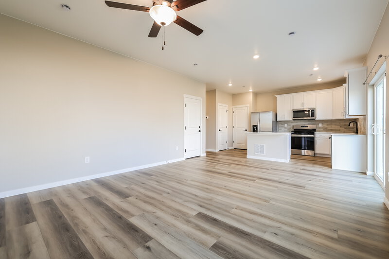 2,980/Mo, 17939 E 93rd Pl Commerce City, CO 80022 Living Room View 2