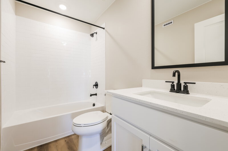 2,980/Mo, 17939 E 93rd Pl Commerce City, CO 80022 Bathroom View