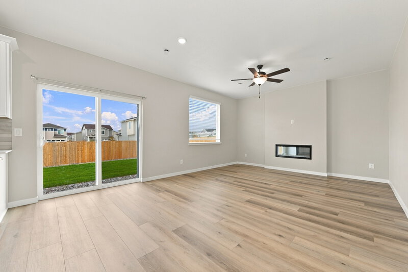 2,835/Mo, 17889 E 93rd Pl Commerce City, CO 80022 Living Room View