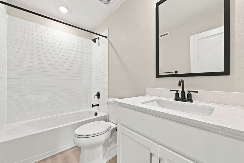 2,835/Mo, 17889 E 93rd Pl Commerce City, CO 80022 Bathroom View