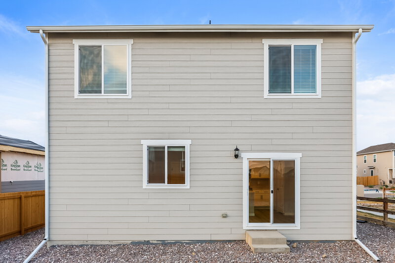 2,950/Mo, 17860 E 94th Ave Commerce City, CO 80022 Rear View 2