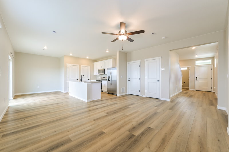 2,900/Mo, 17833 E 94th Pl Commerce City, CO 80022 Dining Room View