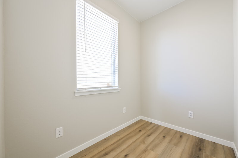 3,340/Mo, 17946 E 94th Ave Commerce City, CO 80022 Bedroom View 5