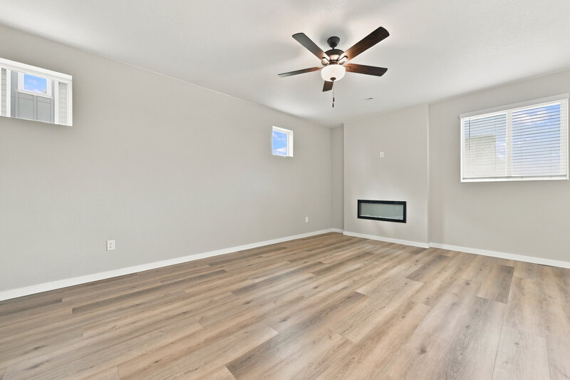 3,340/Mo, 17803 E 94th Pl Commerce City, CO 80022 Living Room View