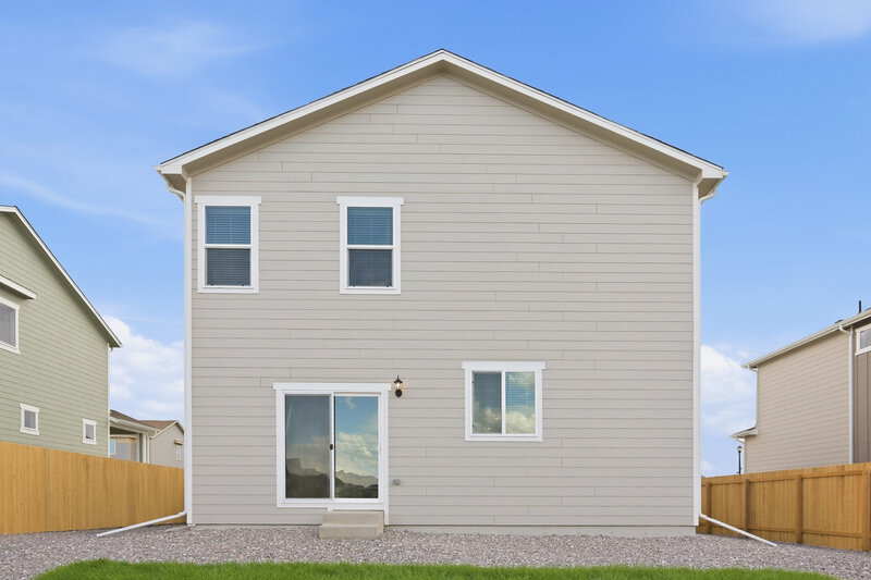 3,340/Mo, 17803 E 94th Pl Commerce City, CO 80022 Rear View