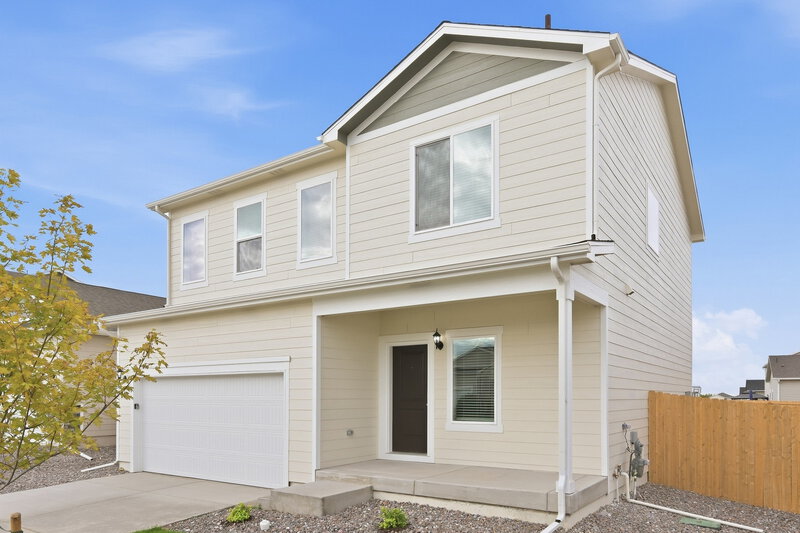 2,690/Mo, 943 Gianna Ave Fort Lupton, CO 80621 Front View