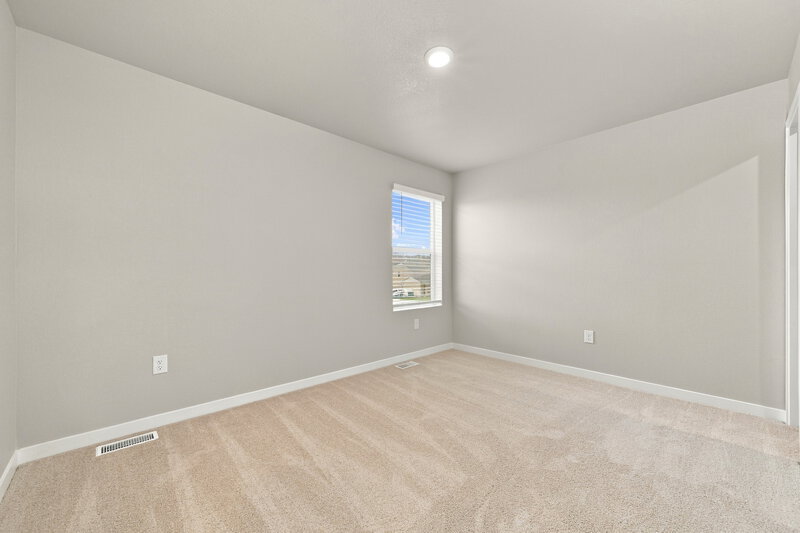 2,690/Mo, 943 Gianna Ave Fort Lupton, CO 80621 Bedroom View