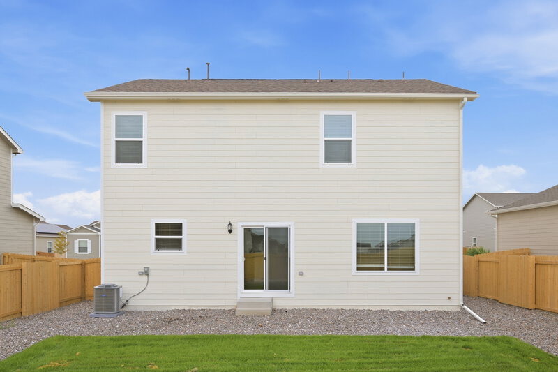 2,690/Mo, 943 Gianna Ave Fort Lupton, CO 80621 Rear View