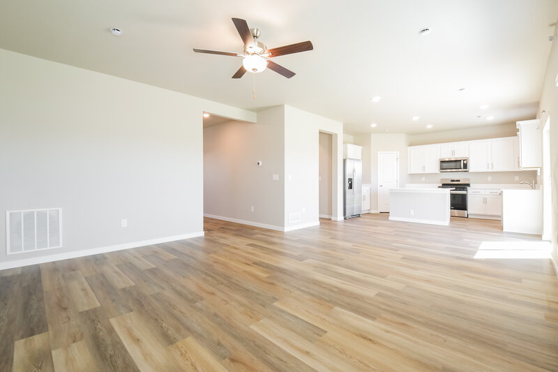 2,800/Mo, 2230 Christina St Fort Lupton, CO 80621 Living Room View 2