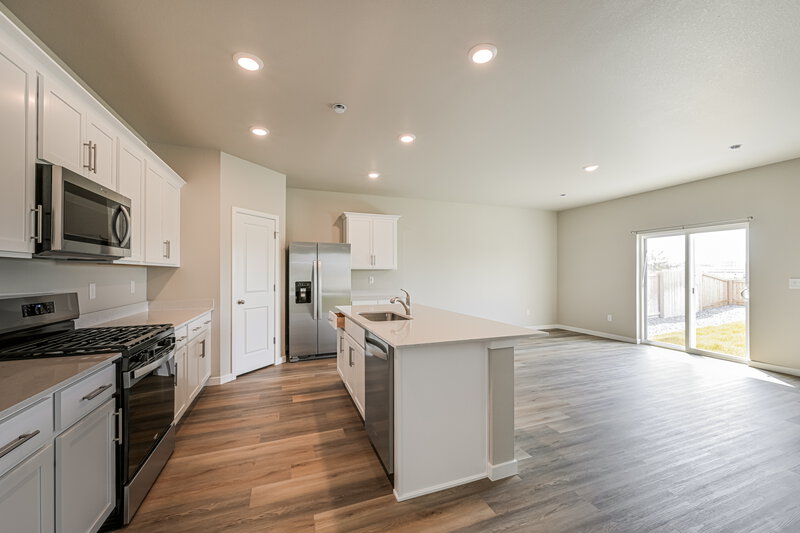 3,045/Mo, 2180 Christina St Fort Lupton, CO 80621 Kitchen View 2