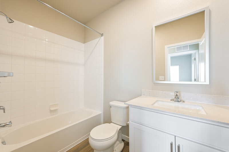 3,045/Mo, 2231 Christina St Fort Lupton, CO 80621 Bathroom View 2