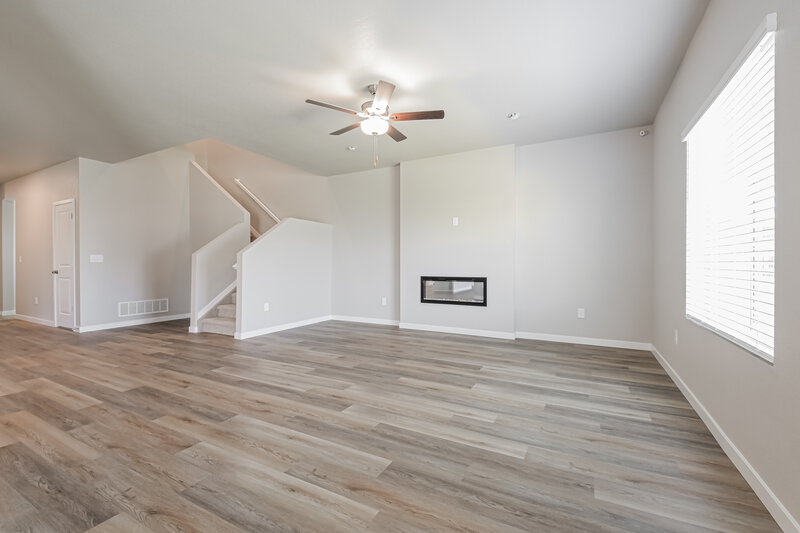 3,090/Mo, 923 Gianna Ave Fort Lupton, CO 80621 Living Room View