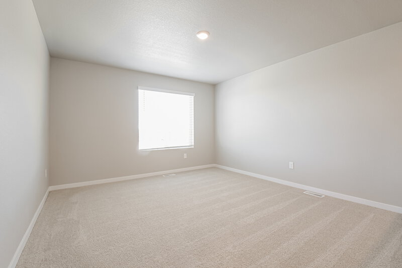 3,090/Mo, 923 Gianna Ave Fort Lupton, CO 80621 Bedroom View