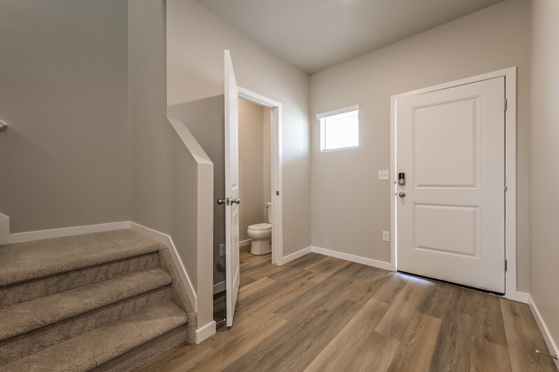 2,735/Mo, 7404 Poudre St Frederick, CO 80530 Foyer View