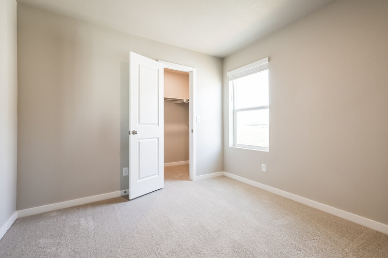 2,990/Mo, 7320 Crystal Ave Frederick, CO 80530 Bedroom View 3