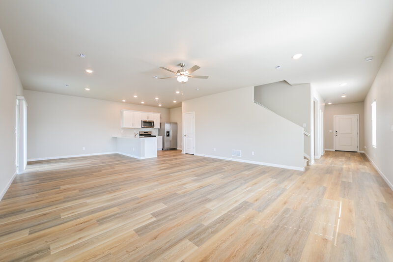 2,995/Mo, 7403 White River St Frederick, CO 80530 Living Room View
