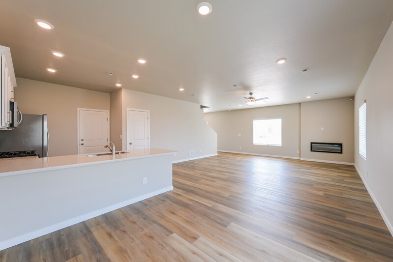 2,995/Mo, 7403 White River St Frederick, CO 80530 Living Room View 3