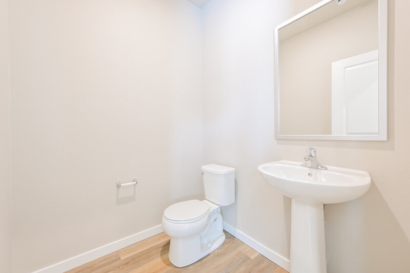 2,995/Mo, 7403 White River St Frederick, CO 80530 Powder Room View
