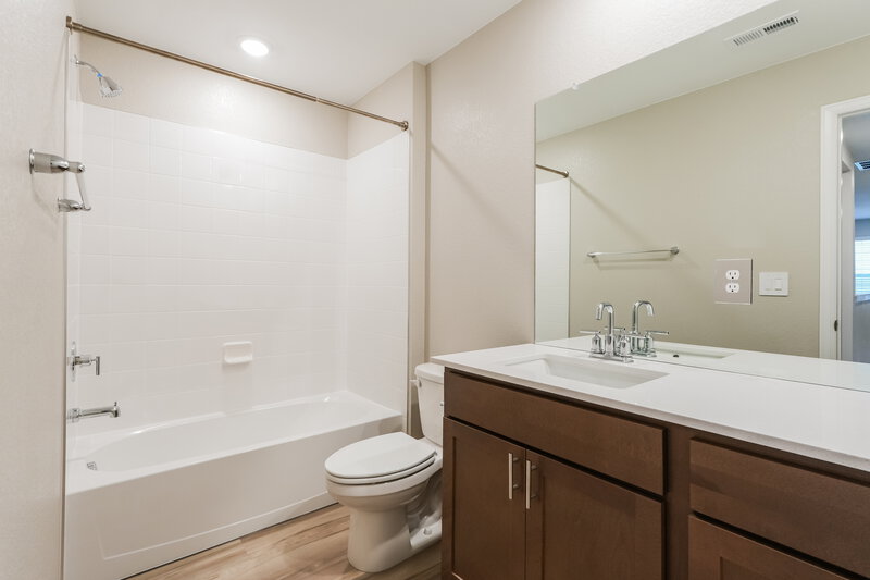 2,455/Mo, 11431 Lake Trout Dr Colorado Springs, CO 80925 Main Bathroom View