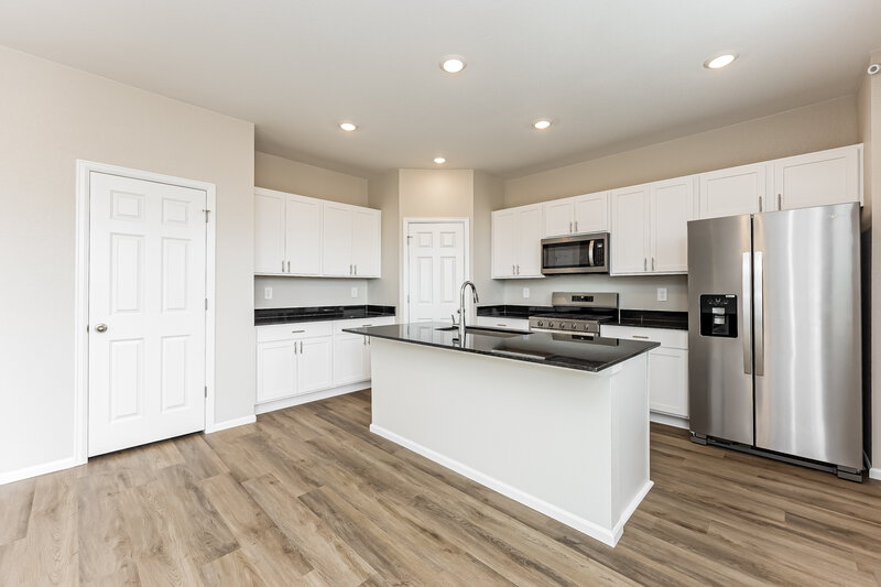 2,570/Mo, 11451 Lake Trout Dr Colorado Springs, CO 80925 Kitchen View 2