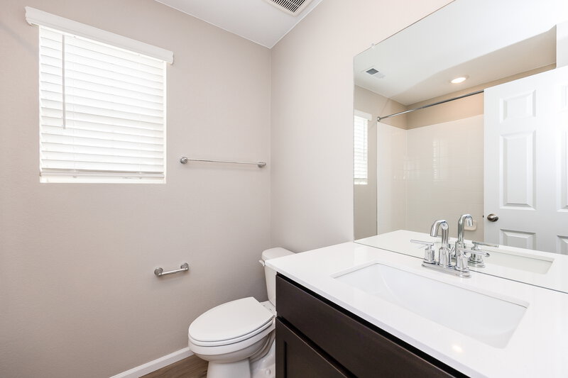 2,405/Mo, 11471 Lake Trout Dr Colorado Springs, CO 80925 Bathroom View 2